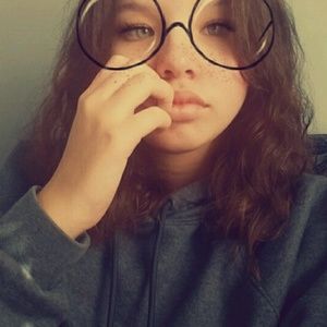 Meet your Posher, Kaylee